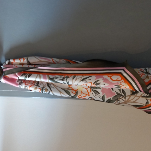 3 for $10: Ann Taylor polyester neck scarf NWT - Picture 1 of 7